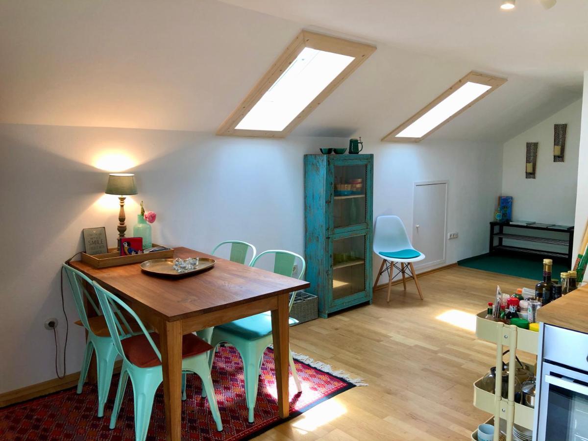 Charmante Ferienwohnung Mit Balkon Im 5-Seen-Land Hechendorf am Pilsensee Extérieur photo