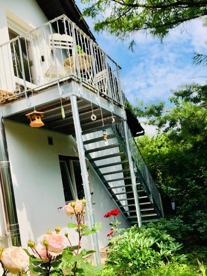 Charmante Ferienwohnung Mit Balkon Im 5-Seen-Land Hechendorf am Pilsensee Extérieur photo